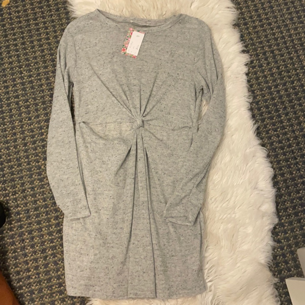 Honey Punch// Comfy gray cutout tie dress